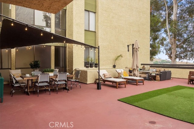 Detail Gallery Image 15 of 27 For 4080 via Marisol #135,  Monterey Hills,  CA 90042 - 2 Beds | 1 Baths