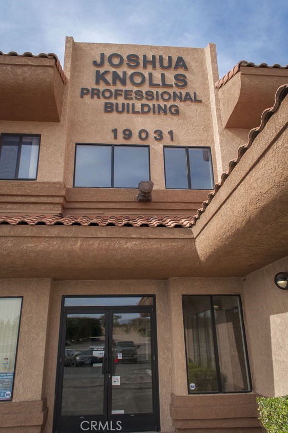 19031 US Highway 18, Apple Valley, California 92307, ,Commercial Lease,For Rent,19031 US Highway 18,CRHD25003387