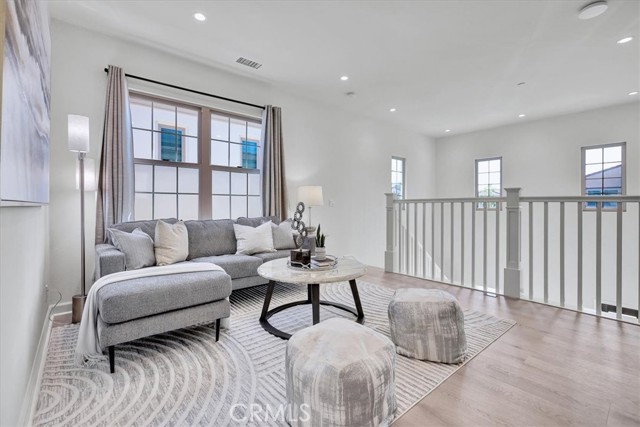 Detail Gallery Image 27 of 57 For 114 Bouquet, Irvine,  CA 92618 - 4 Beds | 2/1 Baths