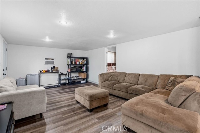 Detail Gallery Image 6 of 36 For 506 S Althea, Rialto,  CA 92376 - 3 Beds | 2 Baths