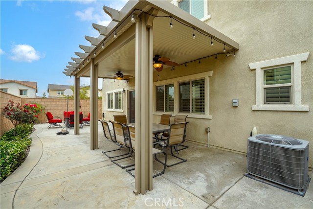 Detail Gallery Image 32 of 45 For 16733 Morning Dew Ln, Fontana,  CA 92336 - 4 Beds | 3 Baths