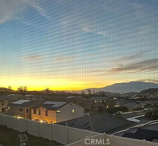 https://media.crmls.org/medias/deb17e28-2f2e-4ff1-939e-b5e4da31f83d.jpg?preset=X-Large