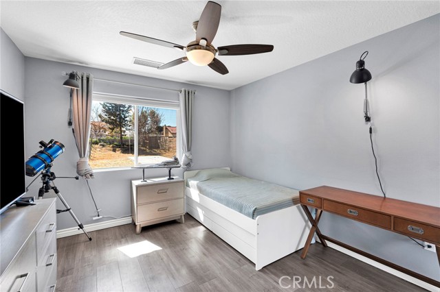 Detail Gallery Image 22 of 43 For 18125 Catalpa, Hesperia,  CA 92345 - 4 Beds | 2 Baths