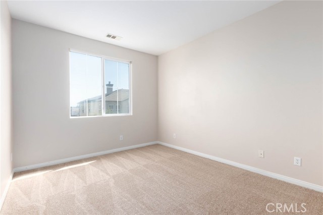 30315 Laruns Street, Murrieta CA: https://media.crmls.org/medias/deb211d5-720d-4165-8d12-780d0a4eadc1.jpg