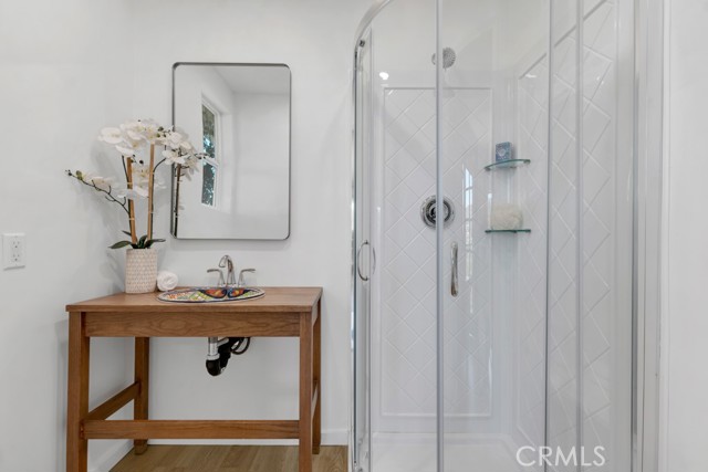 20994 Bandera Street, Woodland Hills CA: https://media.crmls.org/medias/deb2f6f6-c39b-4ab0-bfc6-bed356a50968.jpg