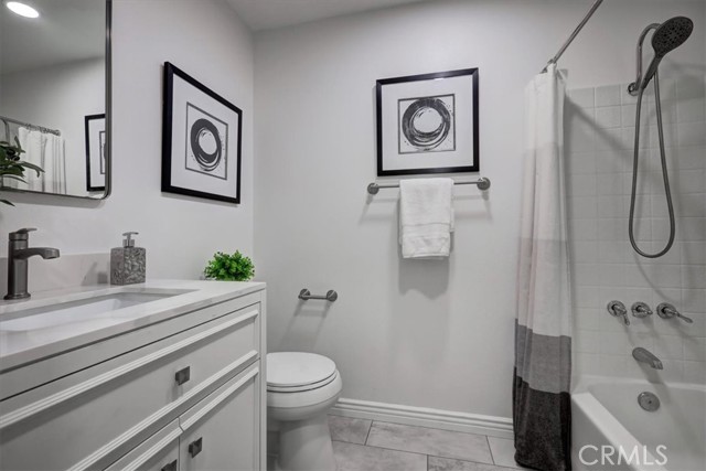 2719 Dietrich Drive, Tustin CA: https://media.crmls.org/medias/deb35272-8e4e-4de1-b7bc-5fa0db0e7adc.jpg