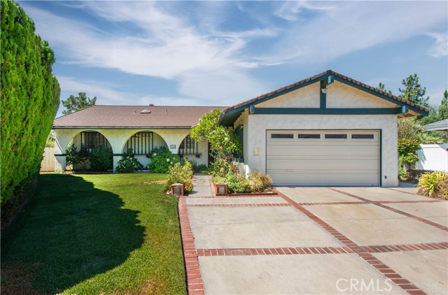 Detail Gallery Image 1 of 1 For 16960 Jeanine Pl, Granada Hills,  CA 91344 - 4 Beds | 2 Baths