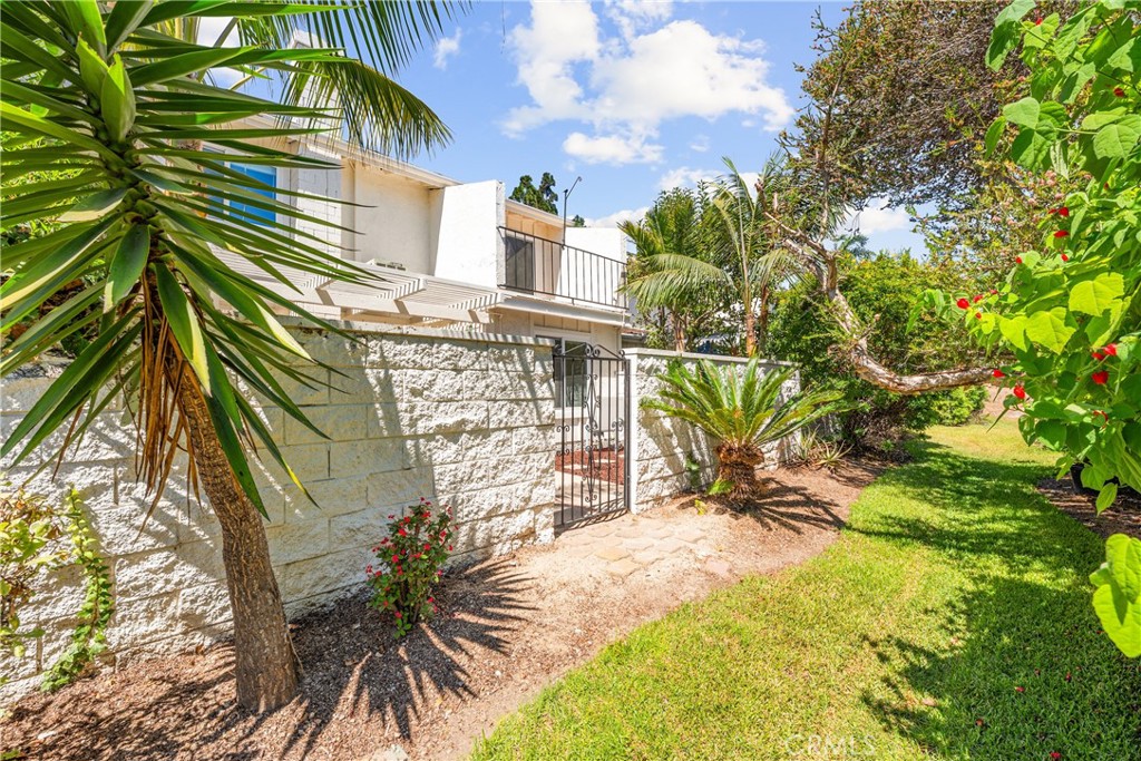 MLS #OC25236471 image #49