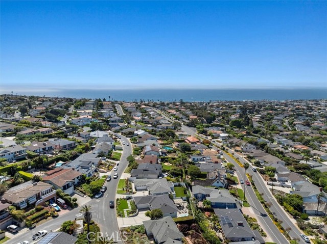 237 Via Los Miradores, Redondo Beach CA: https://media.crmls.org/medias/deb4afe2-50dc-4196-8440-979c5b55055d.jpg