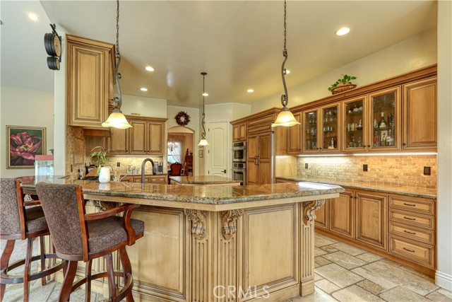 Detail Gallery Image 10 of 51 For 5630 Oakhill Ct, Santa Maria,  CA 93455 - 7 Beds | 5/1 Baths