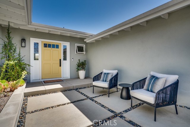 Detail Gallery Image 3 of 24 For 2012 Diana Lane, Newport Beach,  CA 92660 - 4 Beds | 4 Baths