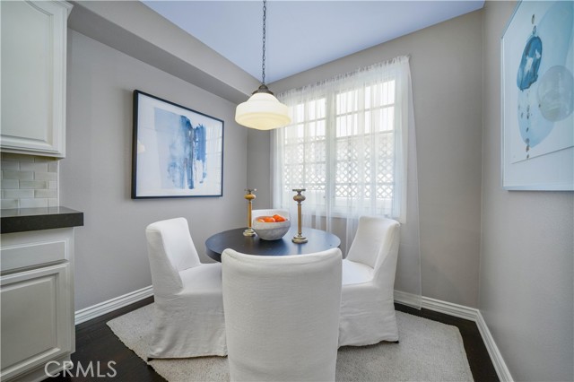 Detail Gallery Image 17 of 40 For 14100 Dickens St #4,  Sherman Oaks,  CA 91423 - 2 Beds | 2/1 Baths