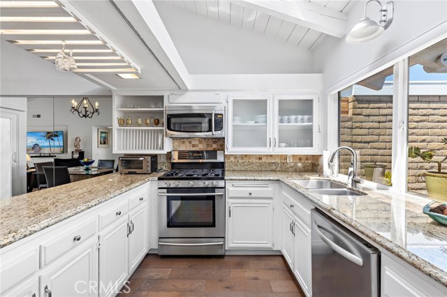 23852 Marmara, Dana Point CA: https://media.crmls.org/medias/deb68d34-bb29-408e-8859-e6681fc325bf.jpg