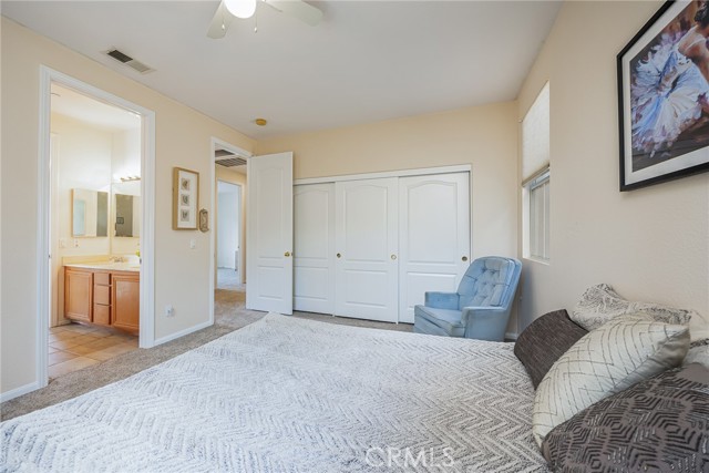 731 Oak Glade Drive, Fallbrook CA: https://media.crmls.org/medias/deb7370e-9f98-4531-8f25-3dc17ee58b76.jpg
