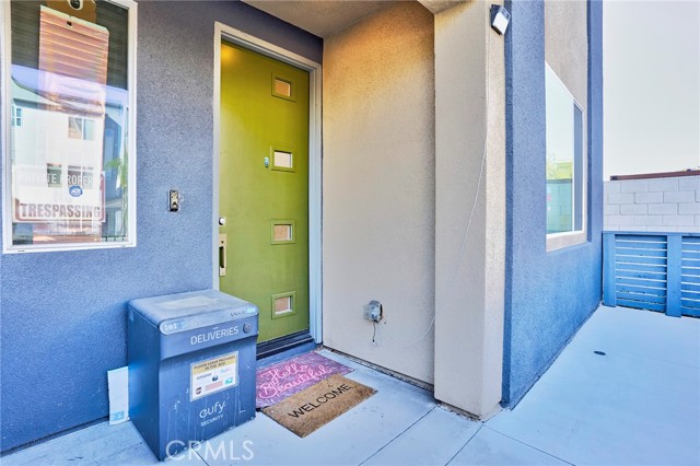 Detail Gallery Image 5 of 49 For 314 N Standard, Santa Ana,  CA 92701 - 4 Beds | 3/1 Baths