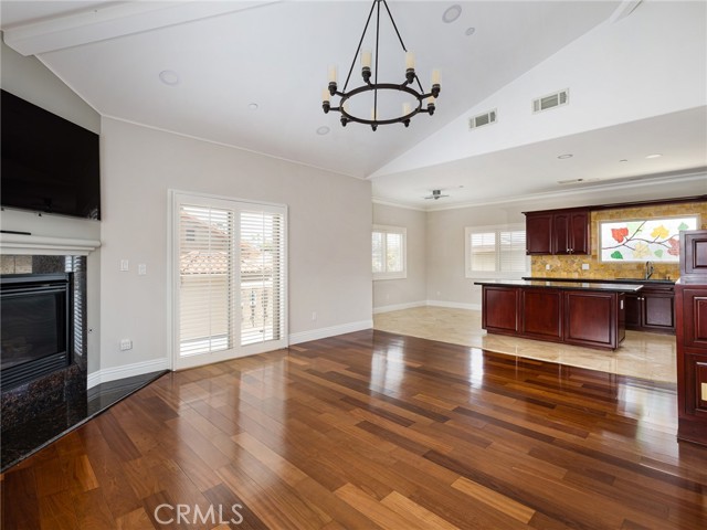 229 N Juanita Avenue, Redondo Beach CA: https://media.crmls.org/medias/deb807b4-32ed-46ed-bd37-1f274defe930.jpg