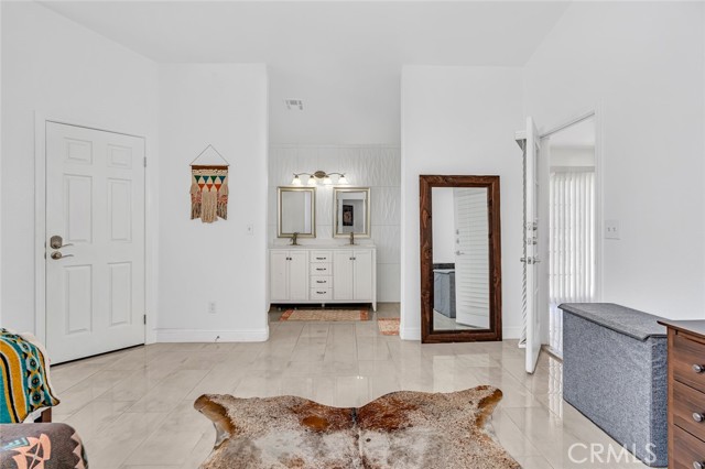 29578 Diane Way, Madera CA: https://media.crmls.org/medias/deb8c71b-2f83-4dea-8c9f-1fd787dec910.jpg