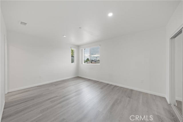 Detail Gallery Image 29 of 42 For 6919 S Menlo, Los Angeles,  CA 90044 - 4 Beds | 4/1 Baths