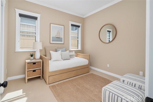 431 Iris Avenue, Corona del Mar CA: https://media.crmls.org/medias/debb6001-f19d-432e-a859-402a4dbffd56.jpg