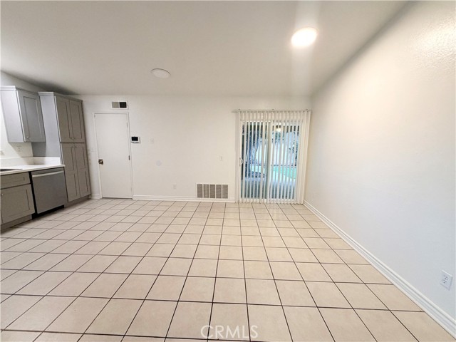 Detail Gallery Image 5 of 23 For 9668 Hemlock Street, Rancho Cucamonga,  CA 91730 - 3 Beds | 2 Baths