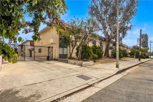Detail Gallery Image 1 of 16 For 9054 Willis Ave #21,  Panorama City,  CA 91402 - 2 Beds | 1/1 Baths