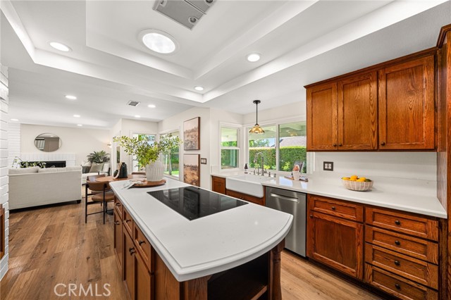 719 S Goldfinch Way, Anaheim Hills CA: https://media.crmls.org/medias/debdce3b-0766-450f-9dbe-d924026e6c3a.jpg