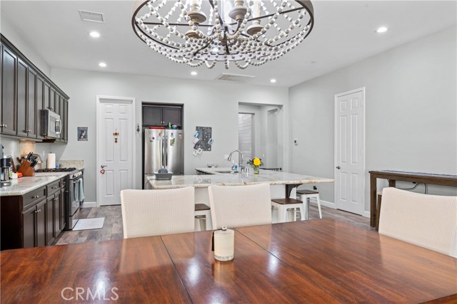 1544 Big Horn, Beaumont CA: https://media.crmls.org/medias/debe2c29-21dc-4ef4-b247-f65d6de6f322.jpg