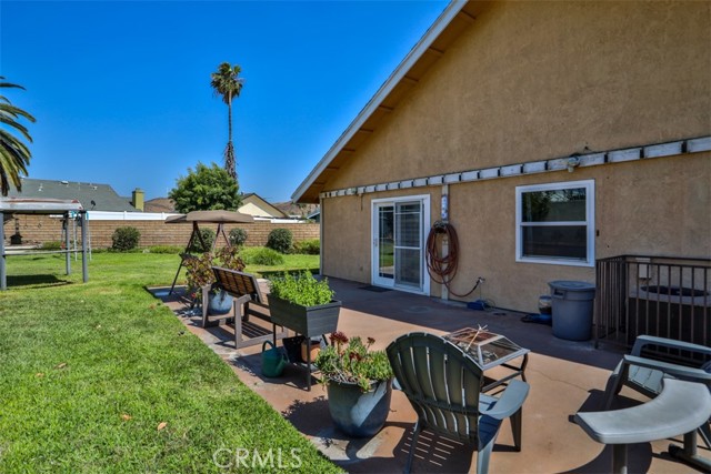 3012 Homer Circle, Jurupa Valley CA: https://media.crmls.org/medias/debe3dc1-b2d0-4ac8-8925-5297ce42aa0c.jpg