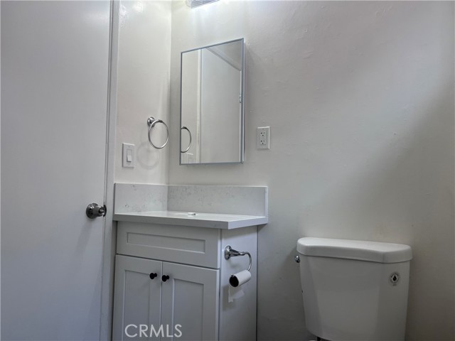 Detail Gallery Image 5 of 7 For 6619 Harbor Ave, Long Beach,  CA 90805 - 2 Beds | 1 Baths