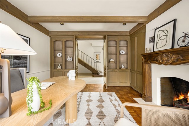 508 Evening Star Lane, Newport Beach CA: https://media.crmls.org/medias/debecdac-6842-487d-859c-4e4a0a75ca38.jpg