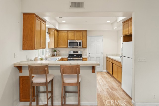 Detail Gallery Image 7 of 30 For 2749 Ceanothus Ave, Chico,  CA 95973 - 3 Beds | 3 Baths