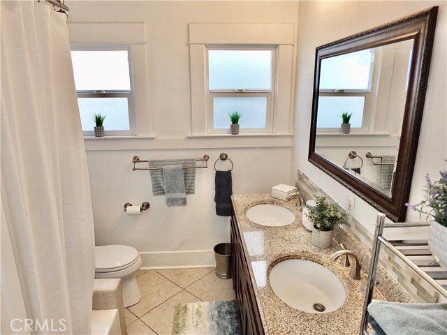 Detail Gallery Image 9 of 17 For 1088 Gaviota Ave, Long Beach,  CA 90813 - 2 Beds | 1 Baths