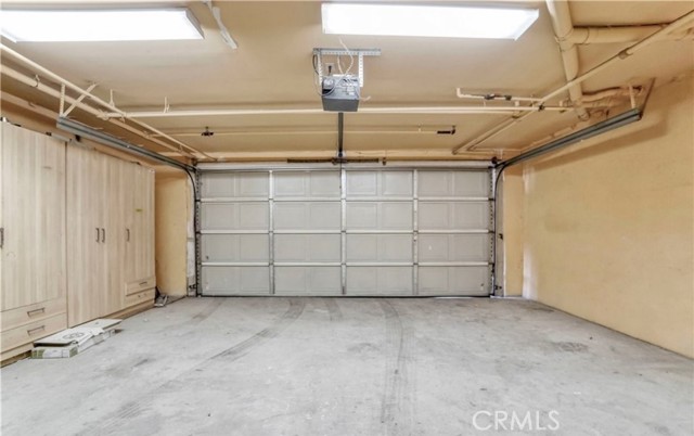 7142 Ethel Avenue, North Hollywood CA: https://media.crmls.org/medias/dec045bd-a33b-4ab2-b81b-c0aad90d2144.jpg