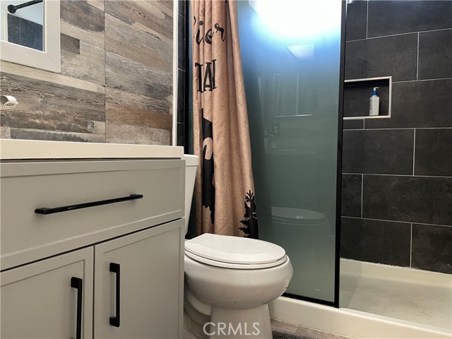 Detail Gallery Image 18 of 26 For 7800 Topanga Canyon Bld #208,  Canoga Park,  CA 91304 - 3 Beds | 2 Baths
