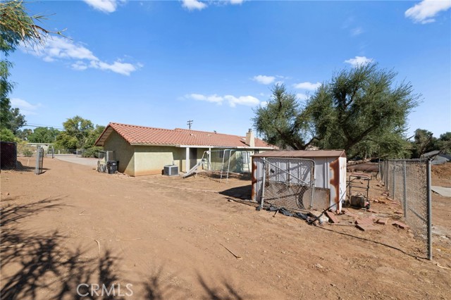 Detail Gallery Image 32 of 42 For 21661 Mountain Ave, Perris,  CA 92570 - 3 Beds | 2 Baths