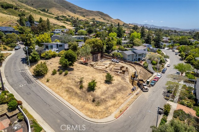 Detail Gallery Image 2 of 14 For 1636 Encino Ct, San Luis Obispo,  CA 93401 - – Beds | – Baths