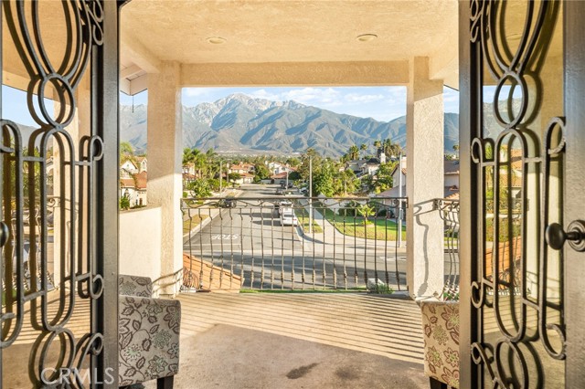 Detail Gallery Image 5 of 46 For 11179 Summerside, Rancho Cucamonga,  CA 91737 - 5 Beds | 3/1 Baths