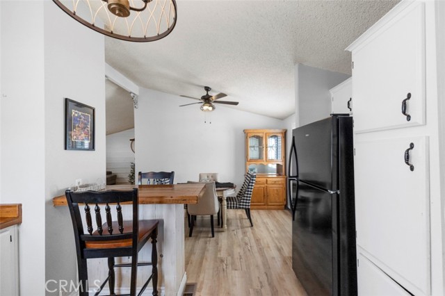 Detail Gallery Image 11 of 16 For 140 W Pioneer Ave #38,  Redlands,  CA 92374 - 2 Beds | 2 Baths