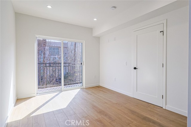 1227 N June Street, Hollywood CA: https://media.crmls.org/medias/dec2ab1f-2bbf-4977-8bc8-e2e55f4861e3.jpg