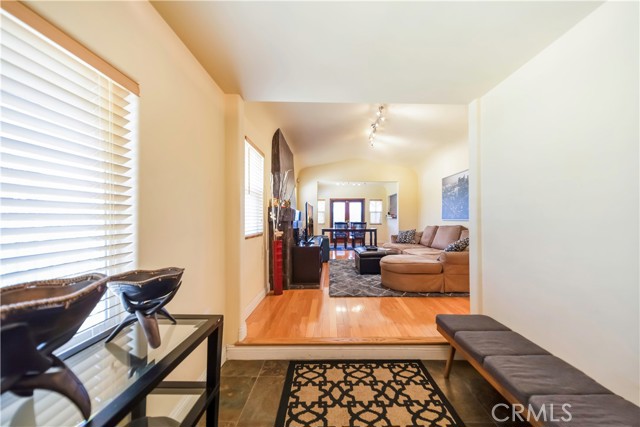 Foyer/Entry