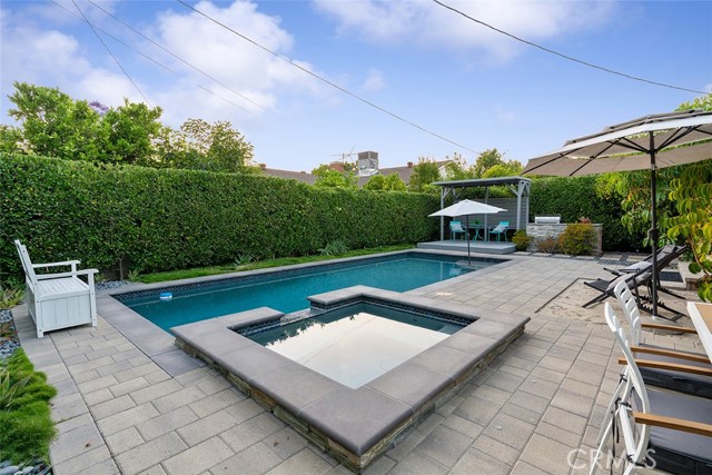 6115 Van Noord Avenue, Valley Glen CA: https://media.crmls.org/medias/dec485af-331d-43de-8714-b27cbcfcabff.jpg