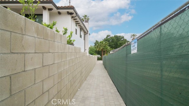 10041 Leona Street photo 7
