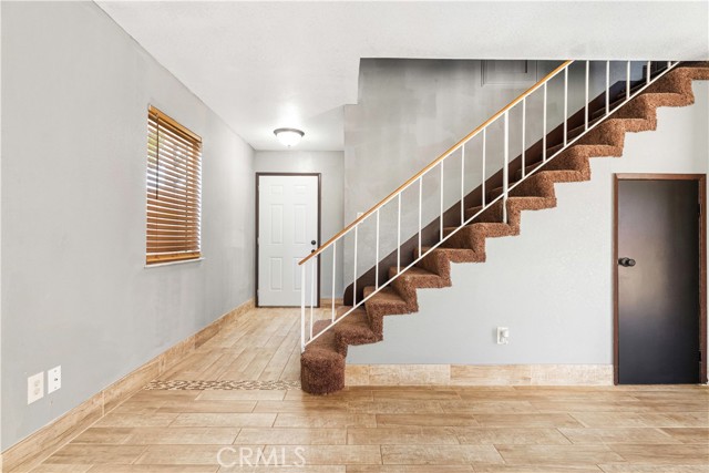 8305 Pioneer Drive, Bakersfield CA: https://media.crmls.org/medias/dec6b005-3351-405e-a8bd-dc5e9c1a09a0.jpg