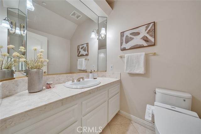 1768 Oakwood Avenue, Arcadia CA: https://media.crmls.org/medias/dec70840-46ad-4ce9-8aaf-a08215c649f6.jpg