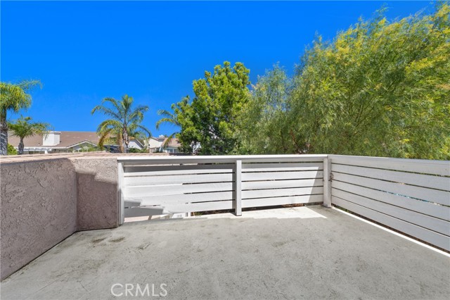 Image 33 of 54 For 22678 Weatherly Court