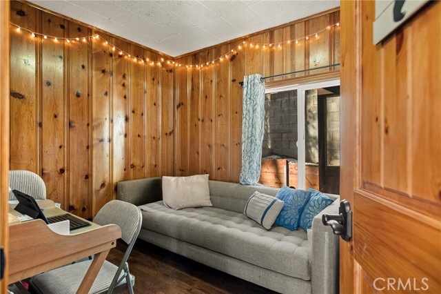 Detail Gallery Image 16 of 29 For 32135 West Dr, Running Springs,  CA 92382 - 2 Beds | 2 Baths