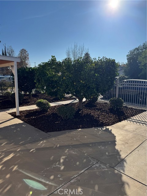 Detail Gallery Image 4 of 21 For 22445 Dolorosa, Woodland Hills,  CA 91367 - 3 Beds | 2 Baths