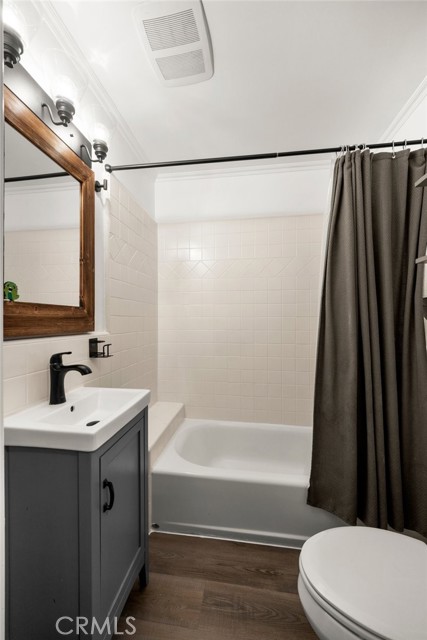 19529 Donora Avenue, Torrance CA: https://media.crmls.org/medias/dec8dbca-ca9f-4693-ae13-9796108b02d6.jpg