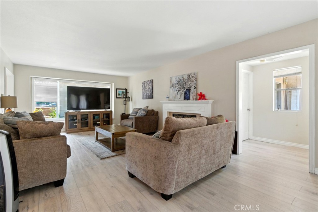 Dec9b883 3472 4e42 97d0 7bcf5b1f08dd