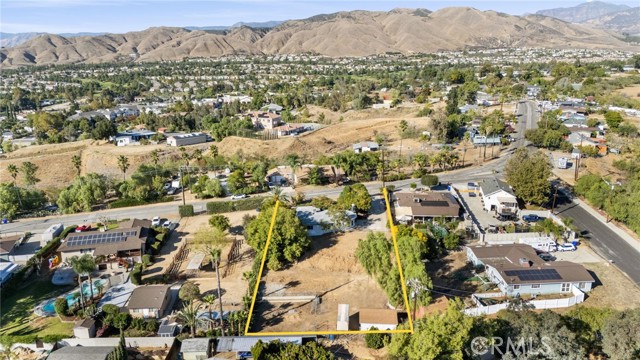 Detail Gallery Image 17 of 19 For 33467 Washington Dr, Yucaipa,  CA 92399 - 3 Beds | 2/1 Baths